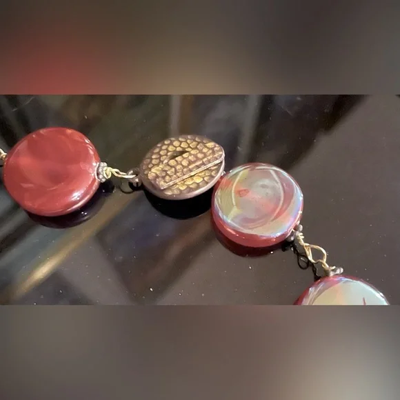 3 for $30 Vintage Gold Tone Linked Iridescent Glass Bead Necklace - Picture 9 of 10